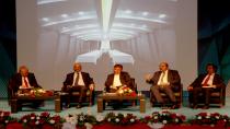 Başkan Orhan,”Gelişen Kentler Zirvesi”nde konuştu